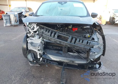 2022 Ford Escape S z USA, uszkodzony, nr VIN 1FMCU0F68NUB56778